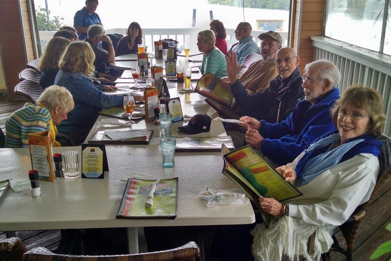 Boating? to Lunch at Sunset Grill